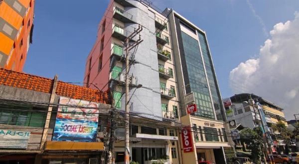 Super OYO 107 Orange Nest Hotel image 9